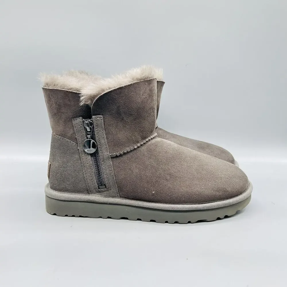 UGG Boots Womens 7 Gray Suede Shearling Lined Ankle Zip Winter Booties Shoes